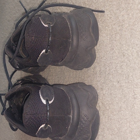 Adidas Ozweego Size 7 - Picture 5 of 11